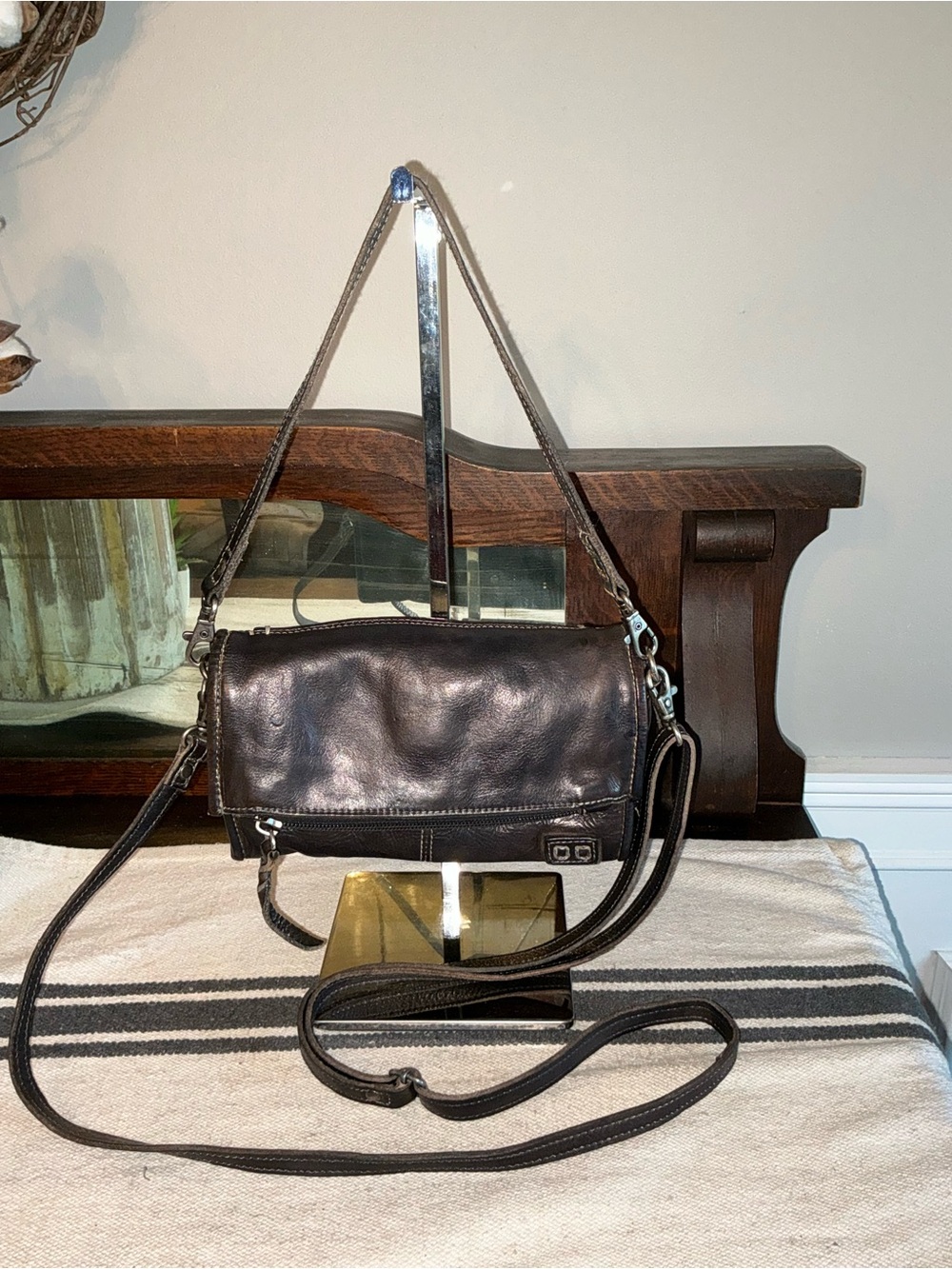 NWOT Bed Stu Leather Amina Crossbody Clutch Wallet Black Rustic MSRP $185